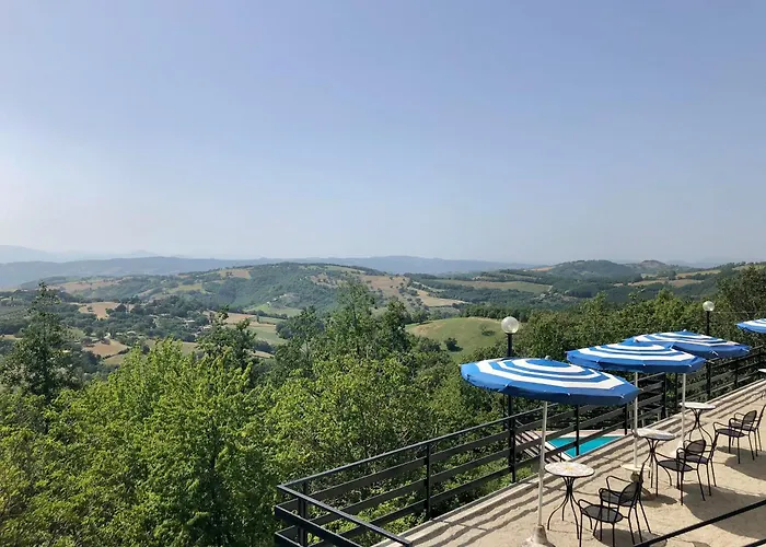 Agriturismo Tra Le Colline